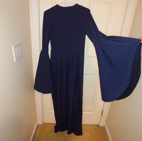 Dark Blue Swan Dress - Picture 3 of 5